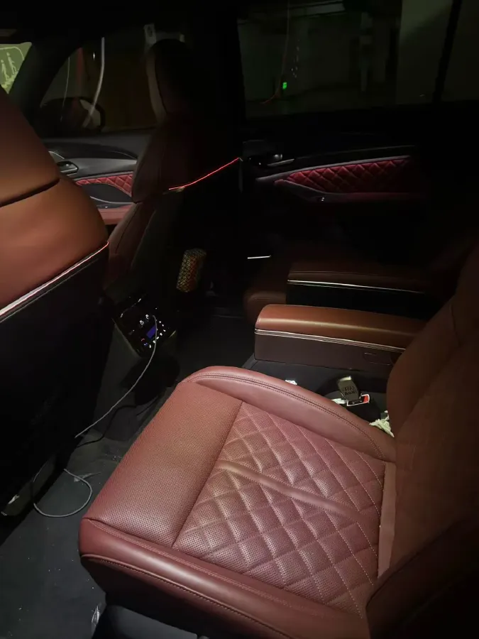 2024 Audi Q6 2.0T 265HP L4 7DCT,autocango,china used car exporter,china ev exporter,chinese used car exporter,chinese used ev exporter