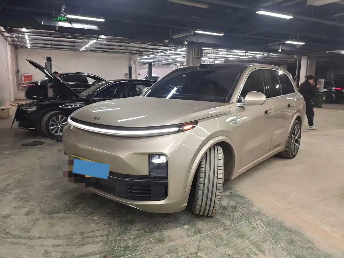 2023 Li L7 Range Extended 154HP REEV 40.9KWH