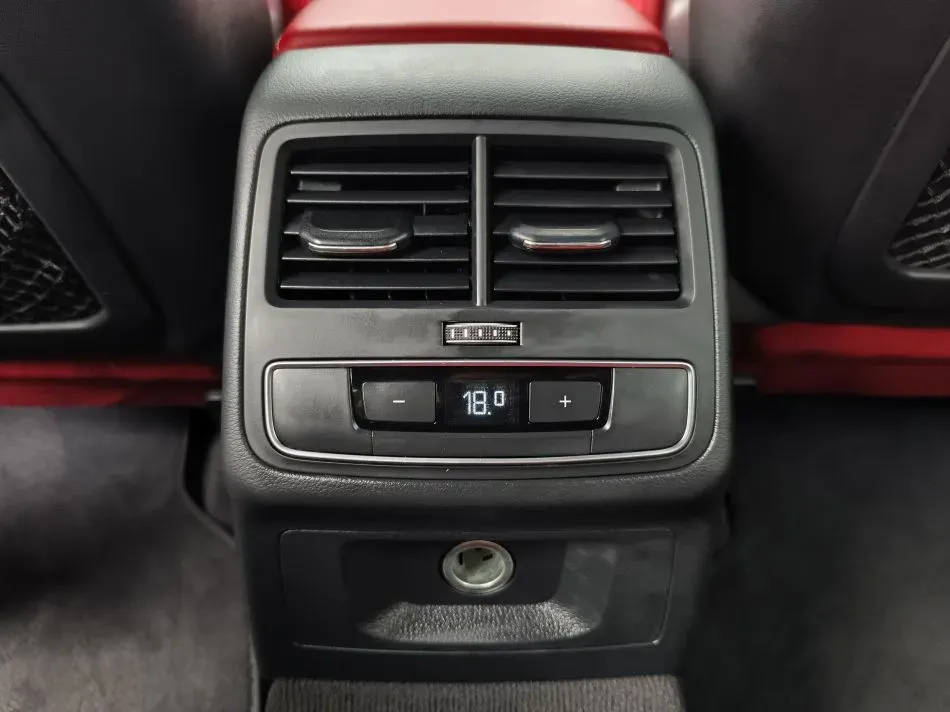 2020 Audi S4 3.0T 354HP V6 8AT,autocango,china used car exporter,china ev exporter,chinese used car exporter,chinese used ev exporter