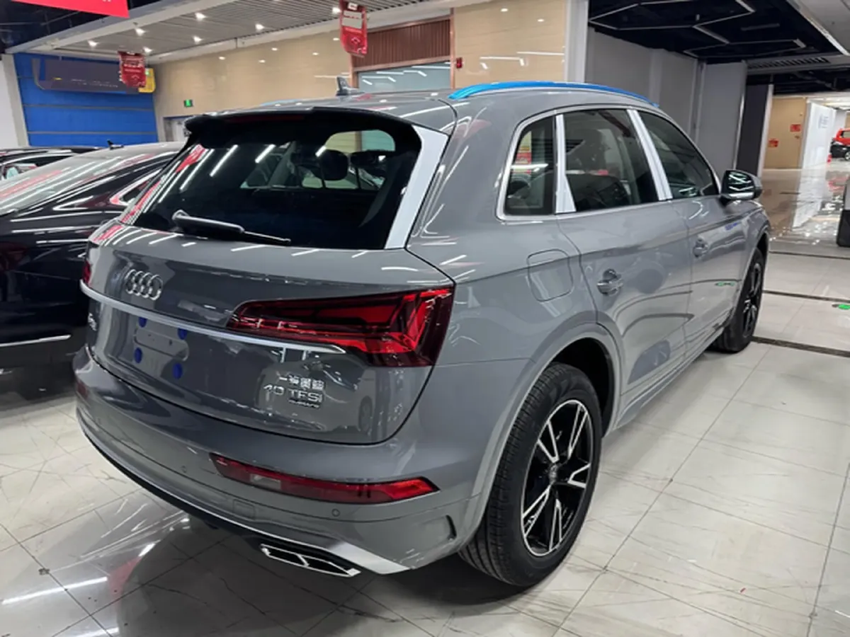 2025 Audi Q5L Sportback 2.0T 190HP L4 7DCT,autocango,china used car exporter,china ev exporter,chinese used car exporter,chinese used ev exporter