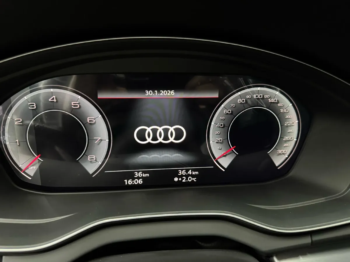 2025 Audi Q5L Sportback 2.0T 190HP L4 7DCT,autocango,china used car exporter,china ev exporter,chinese used car exporter,chinese used ev exporter