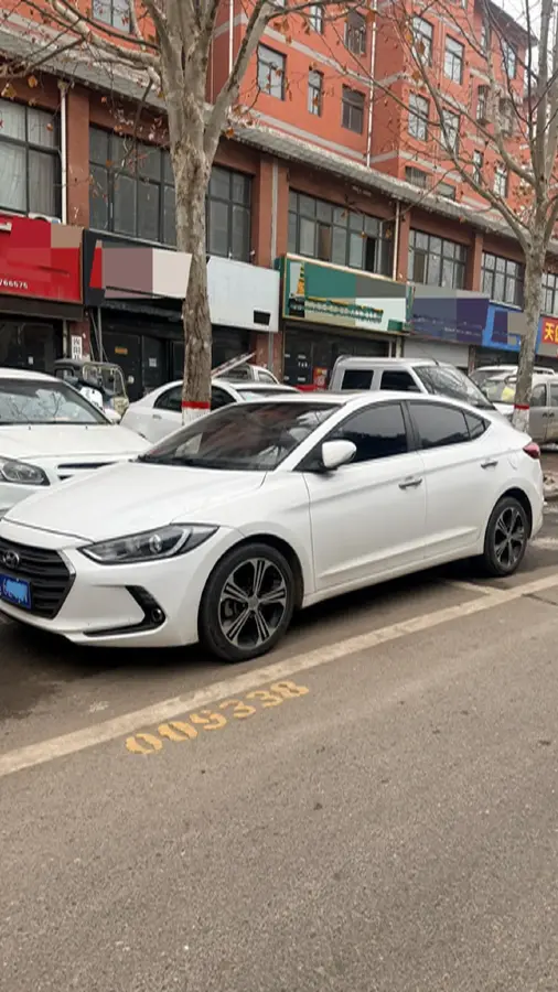 2018 Hyundai Elantra 1.4T 130HP L4 7DCT