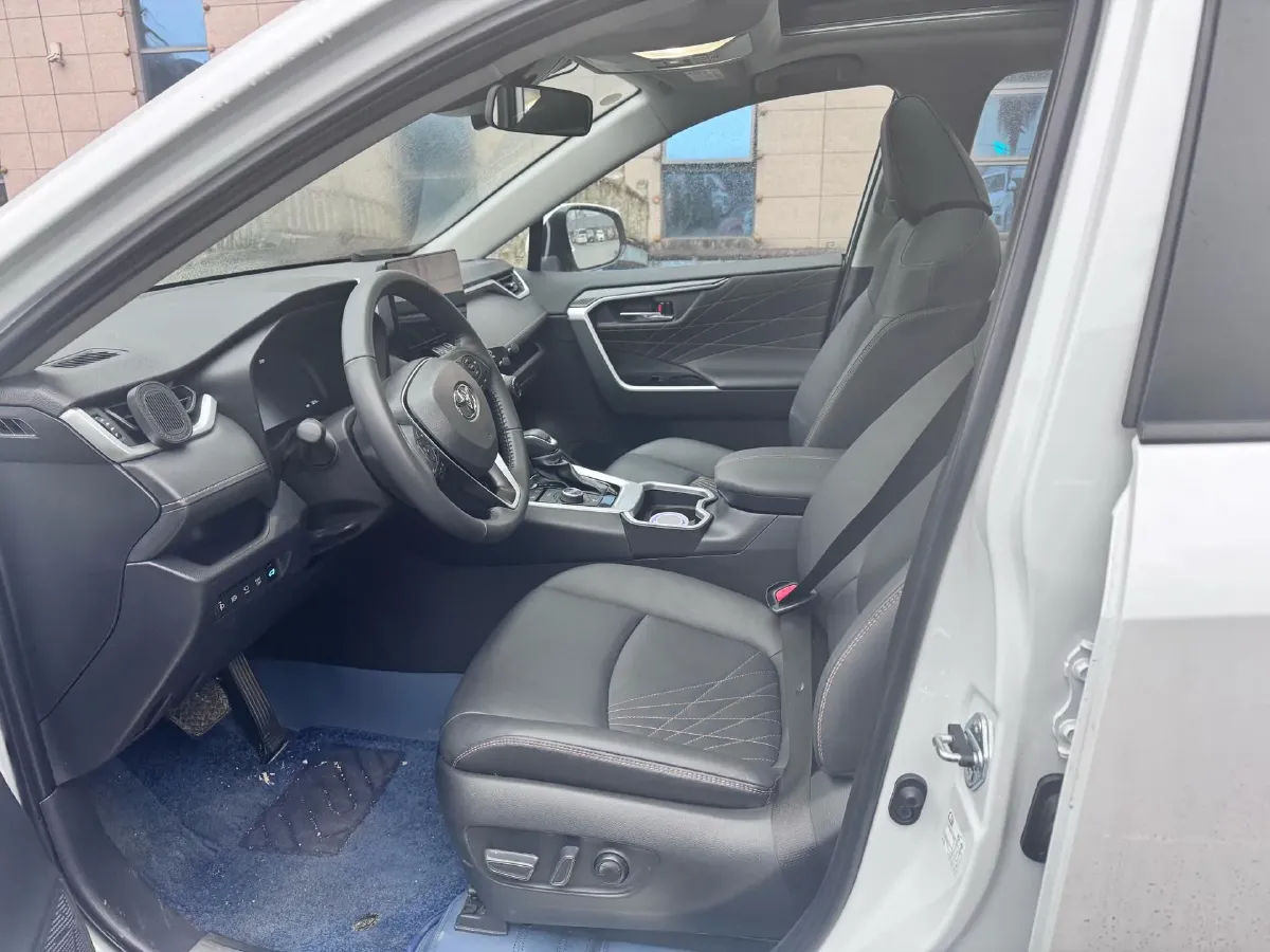 2024 Toyota RAV4 2.5L 178HP L4 E-CVT Hybrid,autocango,china used car exporter,china ev exporter,chinese used car exporter,chinese used ev exporter