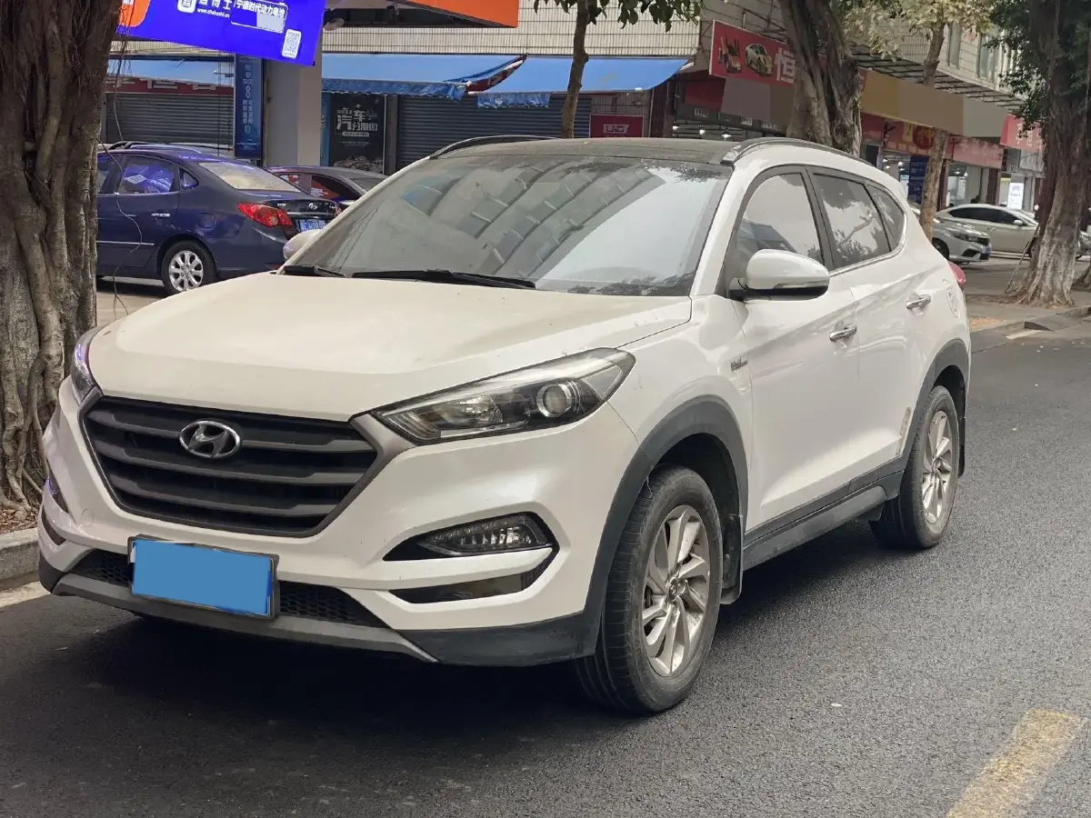 2015 Hyundai Tucson 1.6T 177HP L4 7DCT