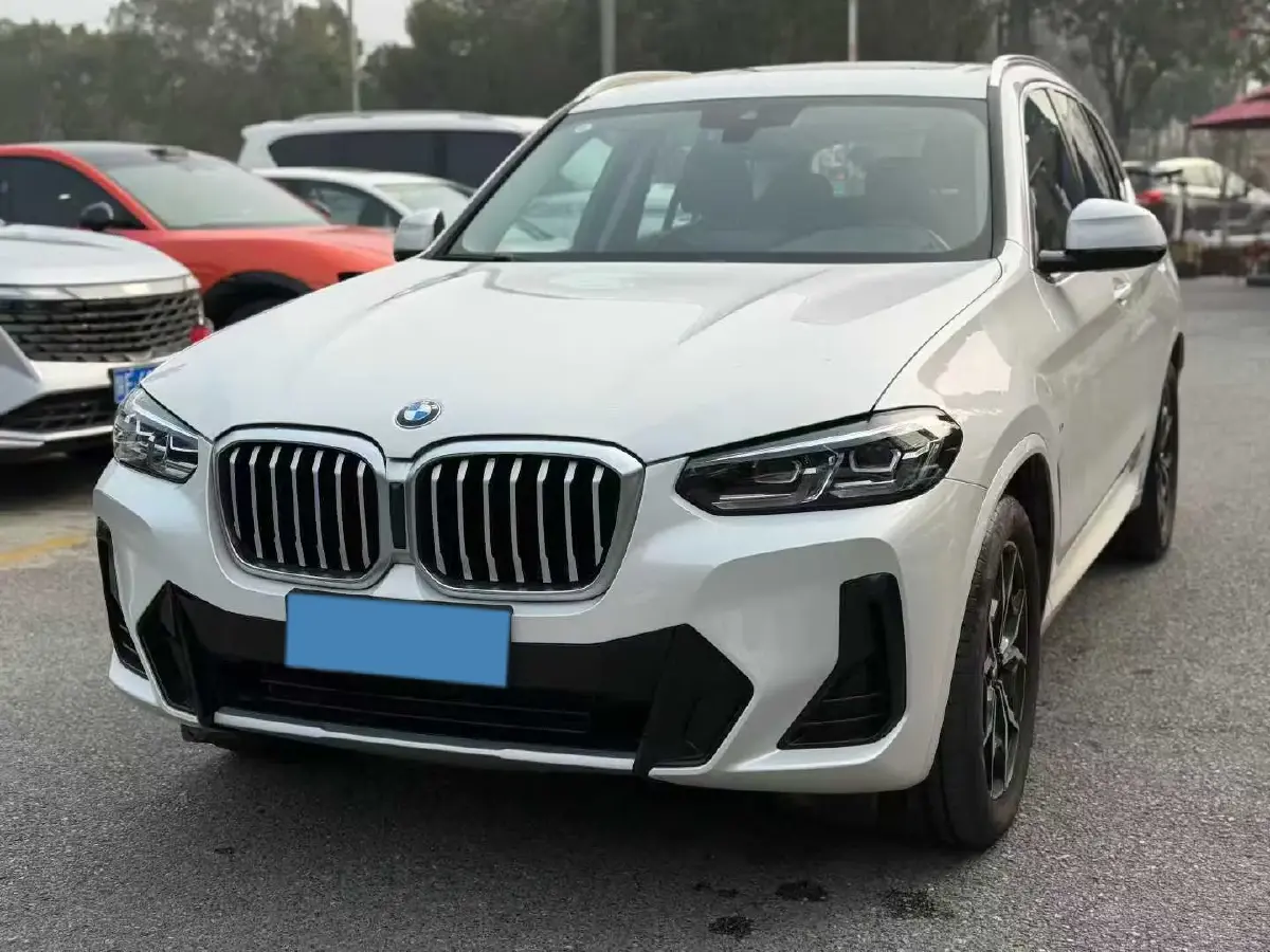 2023 BMW X3 2.0T 184HP L4 8AT