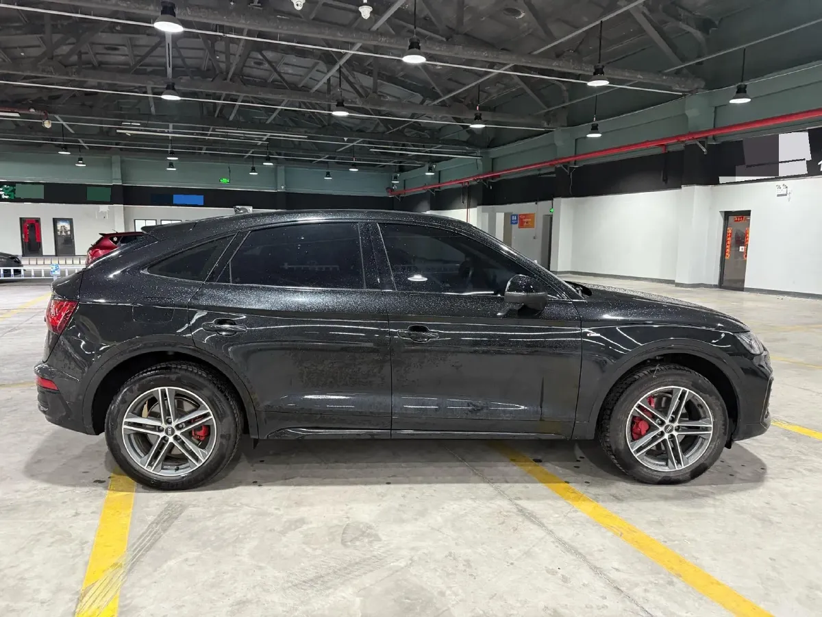 2023 Audi Q5L Sportback 2.0T 190HP L4 7DCT,autocango,china used car exporter,china ev exporter,chinese used car exporter,chinese used ev exporter
