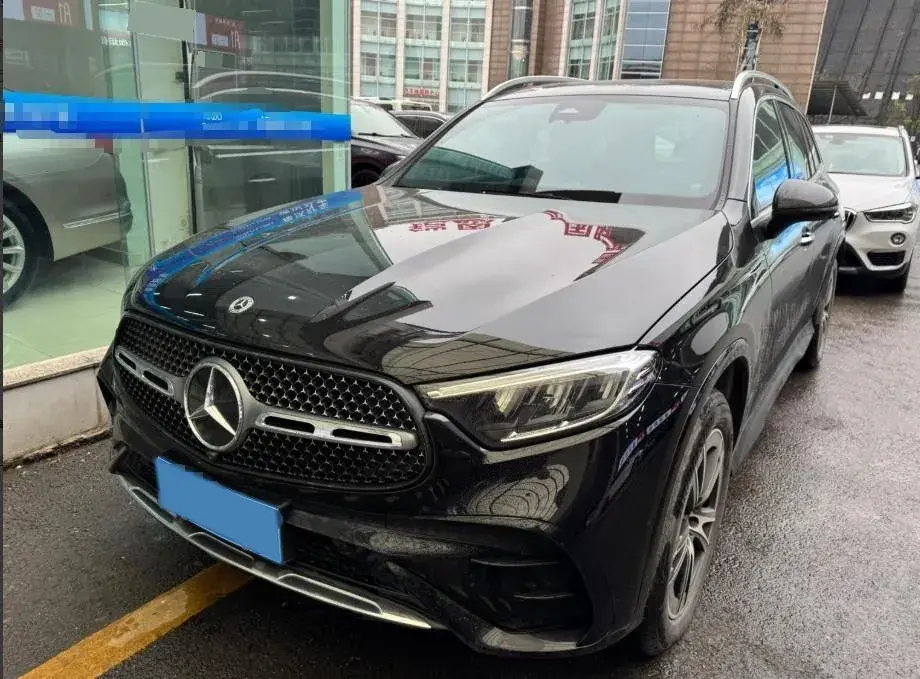 2025 Mercedes-Benz GLC Class 2.0T 204HP L4 9AT