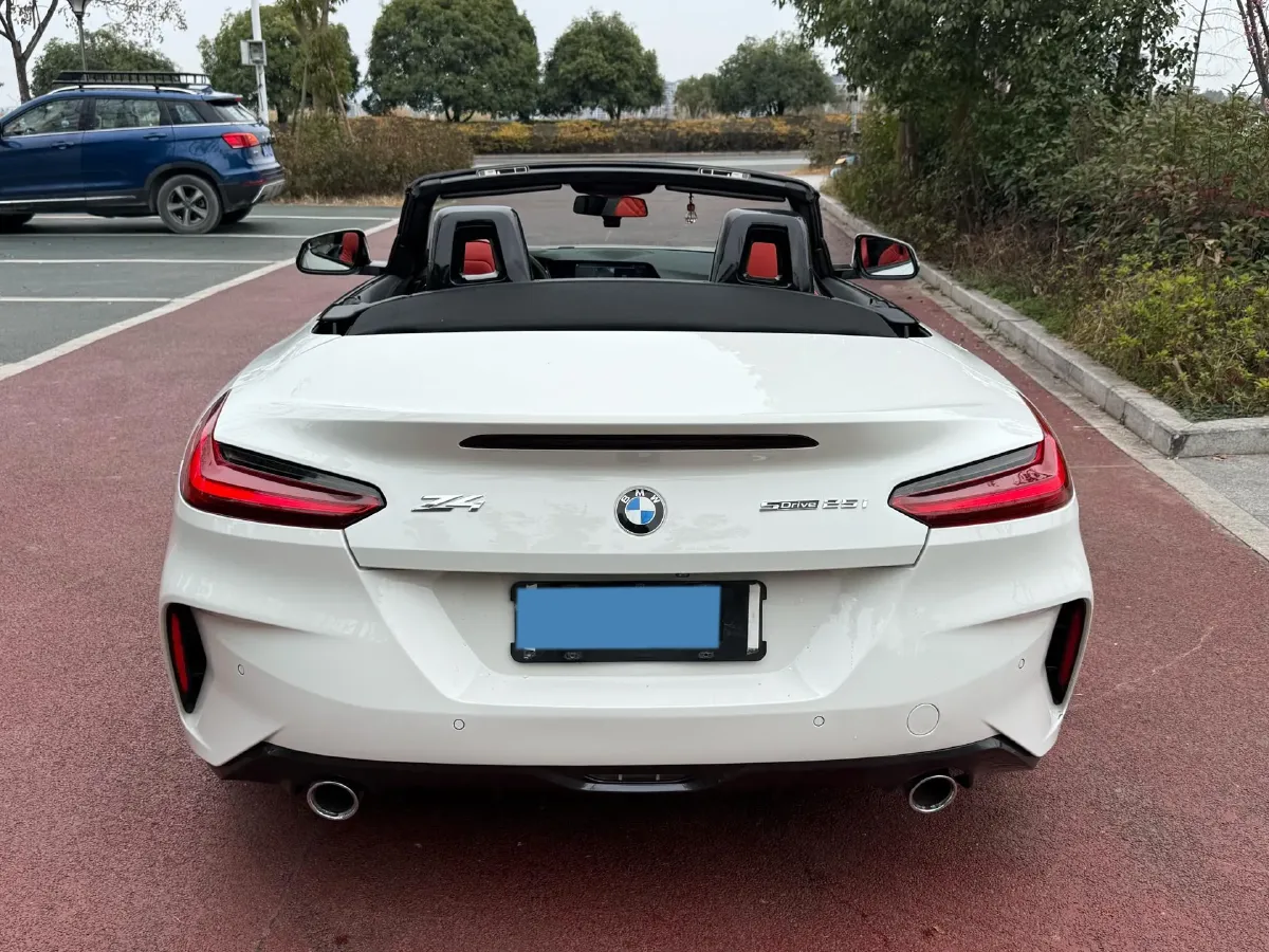2019 BMW Z4 2.0T 197HP L4 8AT,autocango,china used car exporter,china ev exporter,chinese used car exporter,chinese used ev exporter
