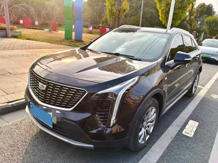 2021 Cadillac XT4 2.0T 237HP L4 9AT