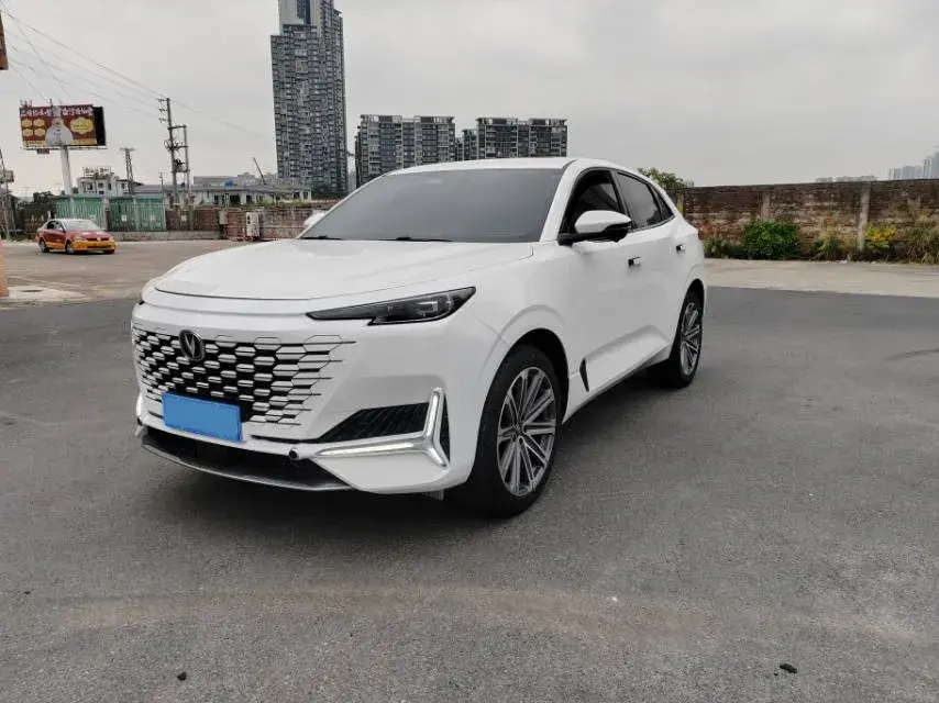 2021 ChangAn UNI-K 2.0T 233HP L4 8AT