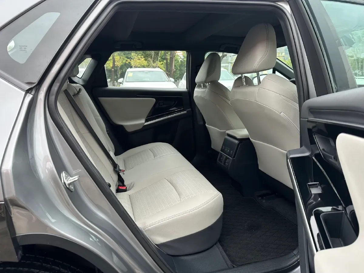 2022 Toyota bZ4X BEV 66.7KWH,autocango,china used car exporter,china ev exporter,chinese used car exporter,chinese used ev exporter