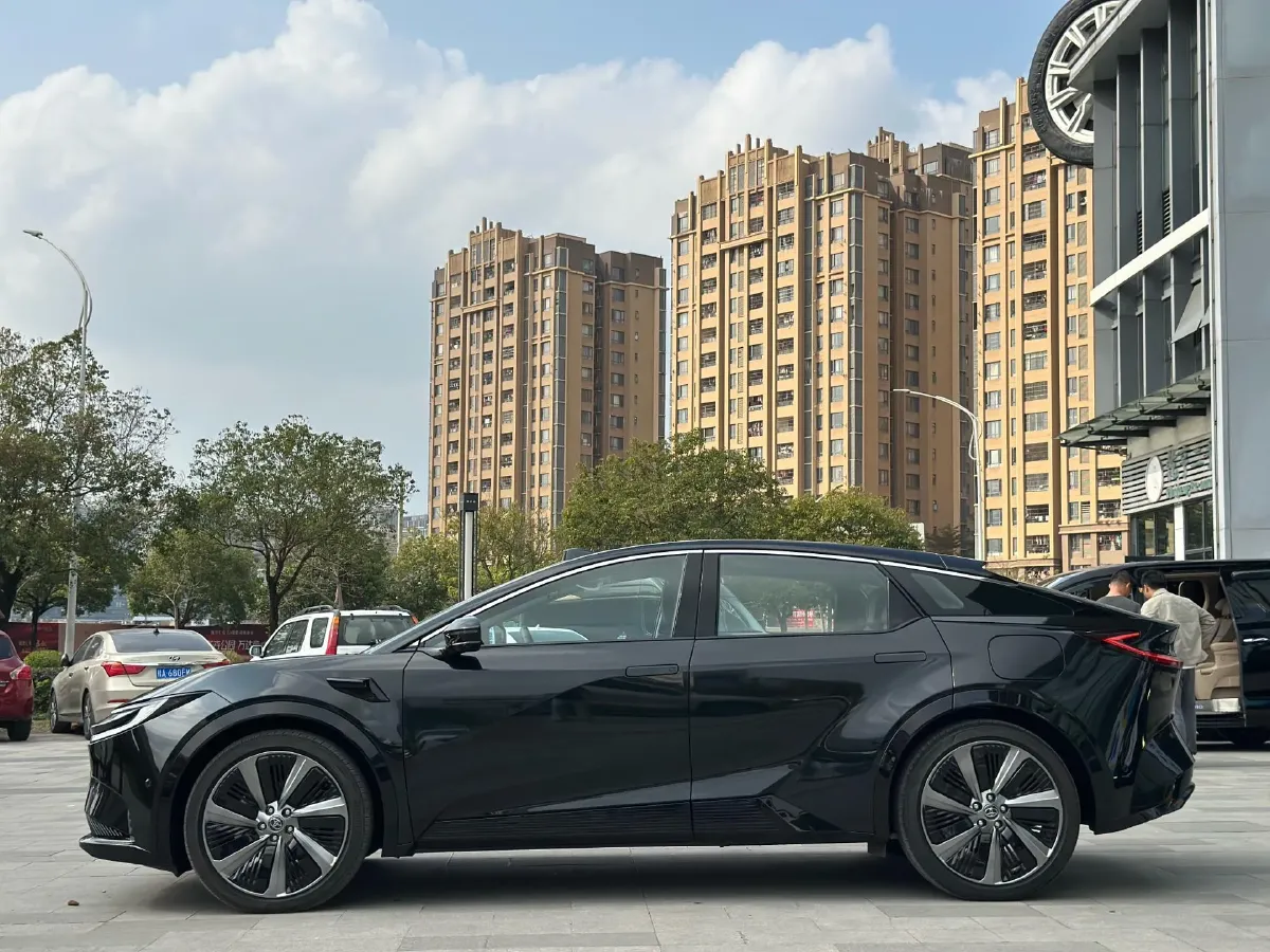 2025 Toyota bZ5 BEV,autocango,china used car exporter,china ev exporter,chinese used car exporter,chinese used ev exporter