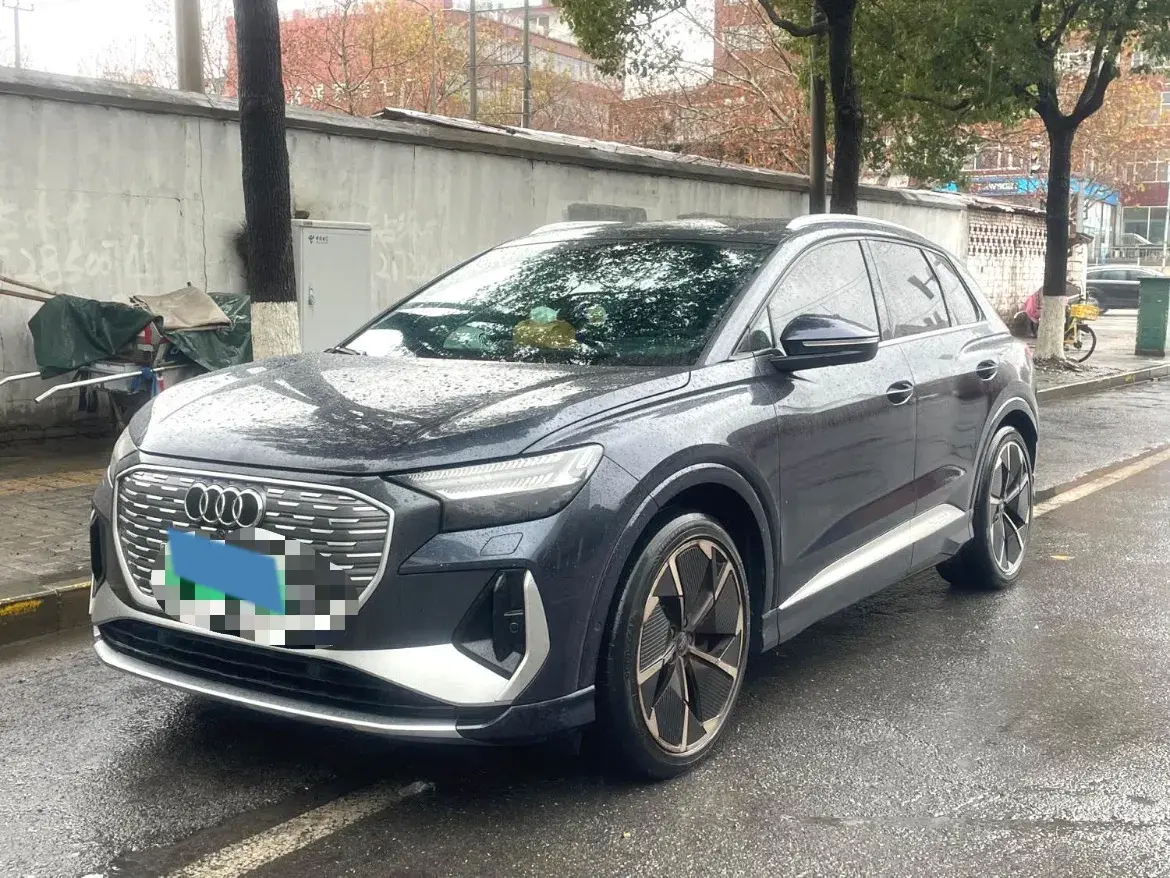 2023 Audi Q4 e-tron BEV 84.8KWH