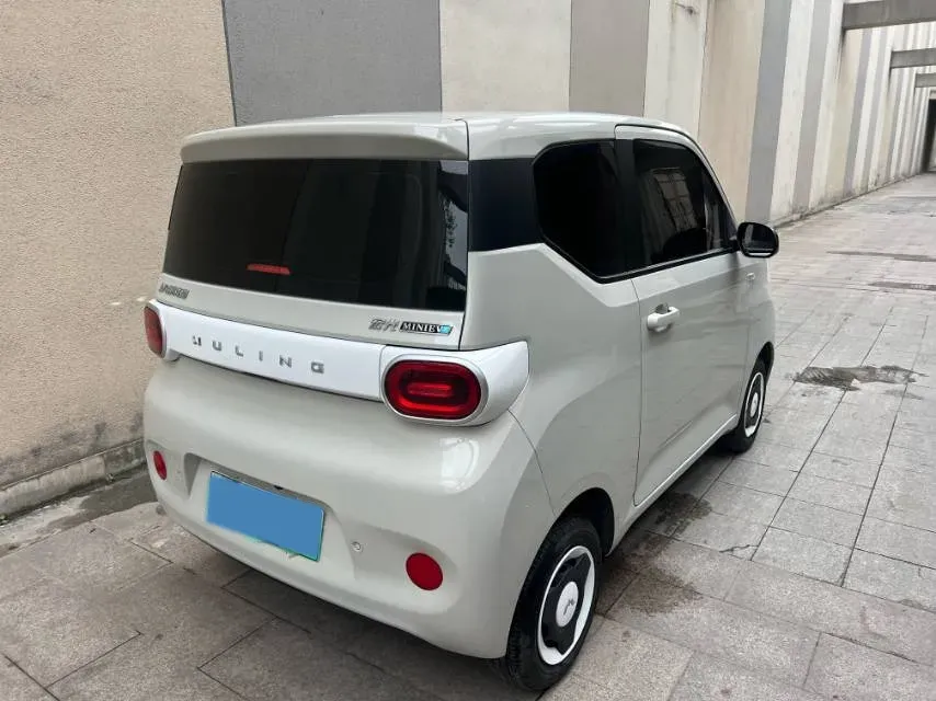 2024 WuLing HongGuang MINI EV BEV 17.3KWH,autocango,china used car exporter,china ev exporter,chinese used car exporter,chinese used ev exporter