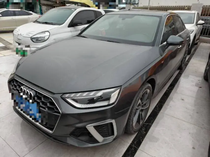 2022 Audi A4L 2.0T 190HP L4 7DCT