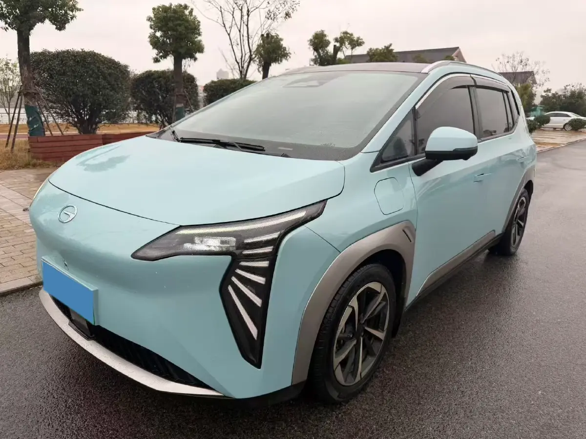 2023 Aion Y BEV 61.7KWH