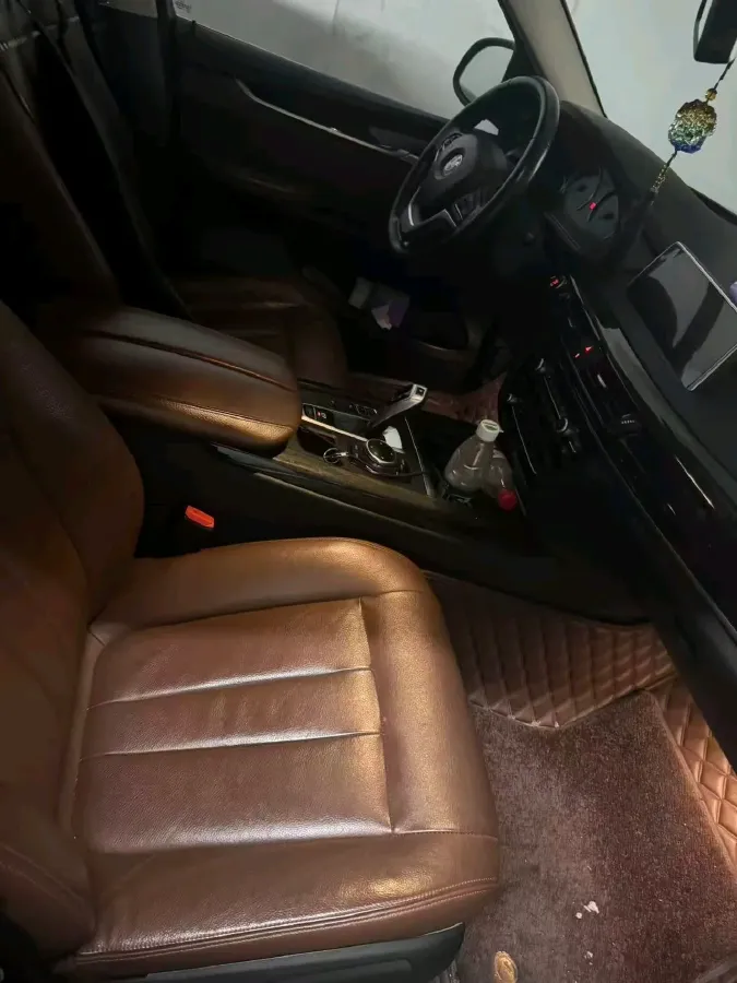 2014 BMW 5 Series GT 3.0T 306HP L6 8AT,autocango,china used car exporter,china ev exporter,chinese used car exporter,chinese used ev exporter