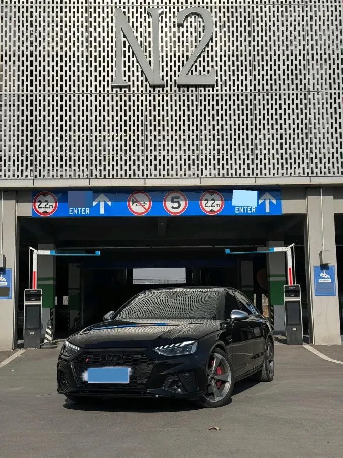 2023 Audi S4 3.0T 354HP V6 8AT,autocango,china used car exporter,china ev exporter,chinese used car exporter,chinese used ev exporter