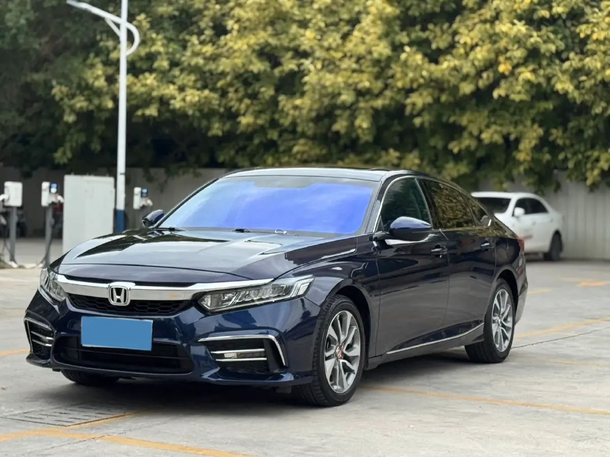 2019 Honda Inspire 1.5T 194HP L4 CVT