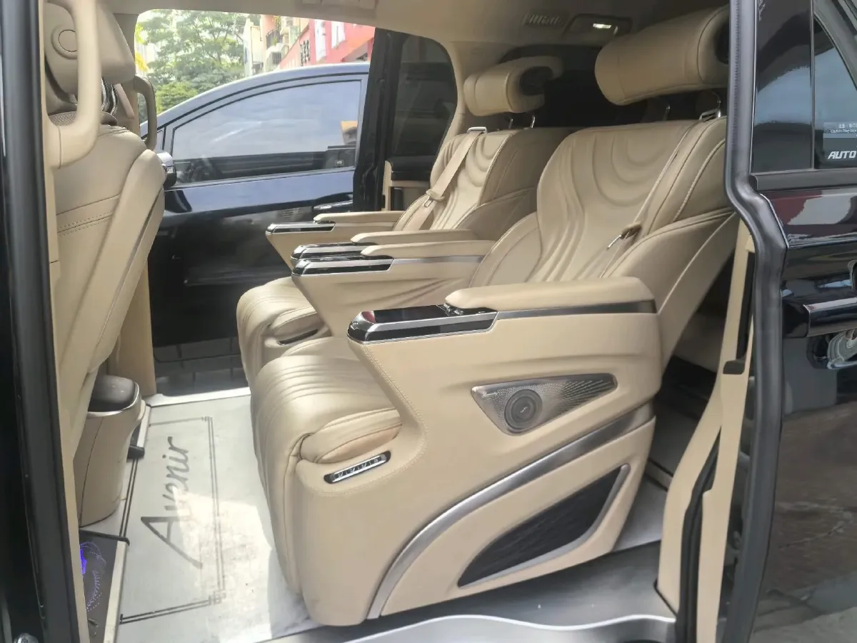 2023 Buick GL8 2.0T 237HP L4 9AT,autocango,china used car exporter,china ev exporter,chinese used car exporter,chinese used ev exporter