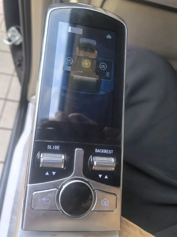 2023 Buick GL8 2.0T 237HP L4 9AT,autocango,china used car exporter,china ev exporter,chinese used car exporter,chinese used ev exporter