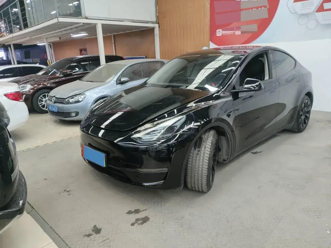 2021 Tesla Model Y BEV 60KWH