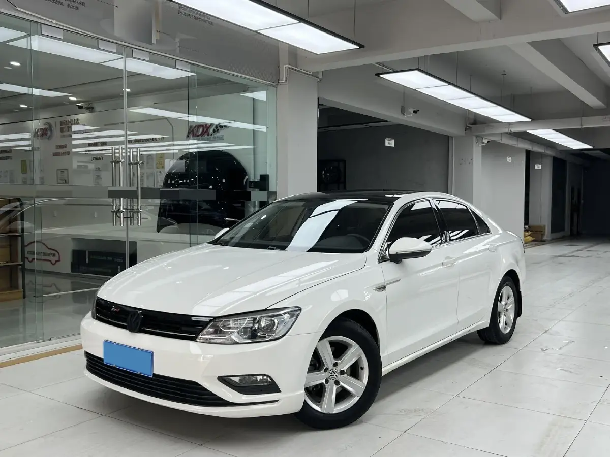2018 Volkswagen Lamando 1.4T 131HP L4 7DCT