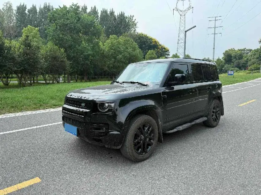 2023 Land Rover Defender 3.0T 400HP L6 8AT