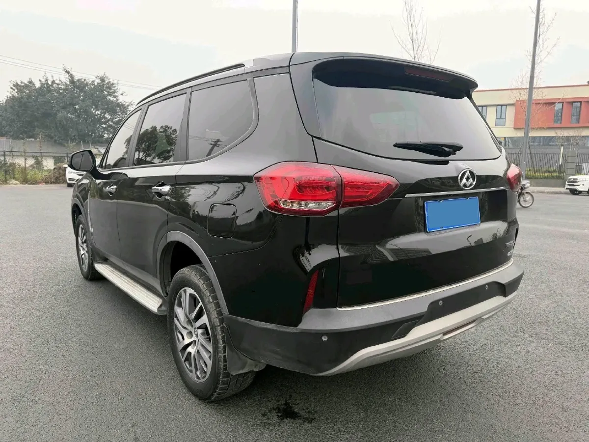 2017 MAXUS D90 2.0T 224HP L4 6AT,autocango,china used car exporter,china ev exporter,chinese used car exporter,chinese used ev exporter