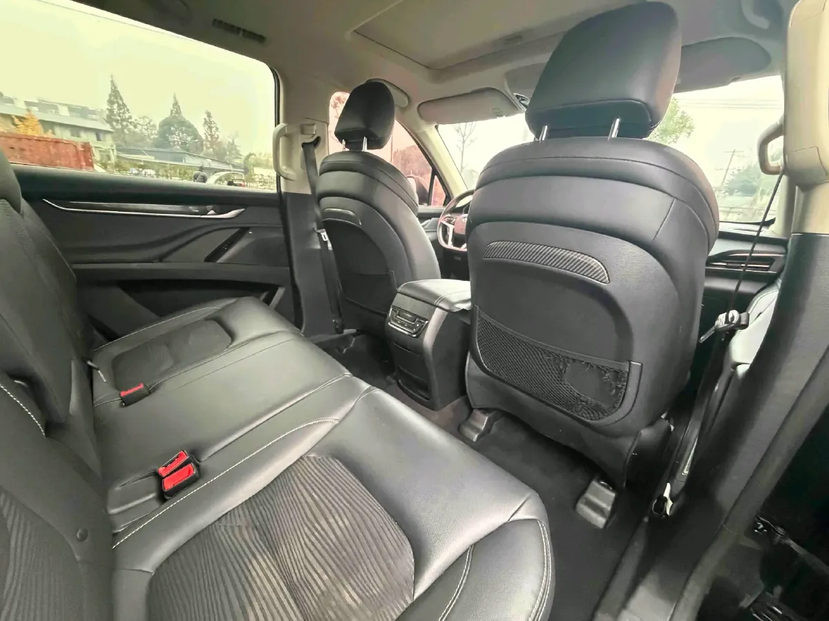 2017 MAXUS D90 2.0T 224HP L4 6AT,autocango,china used car exporter,china ev exporter,chinese used car exporter,chinese used ev exporter