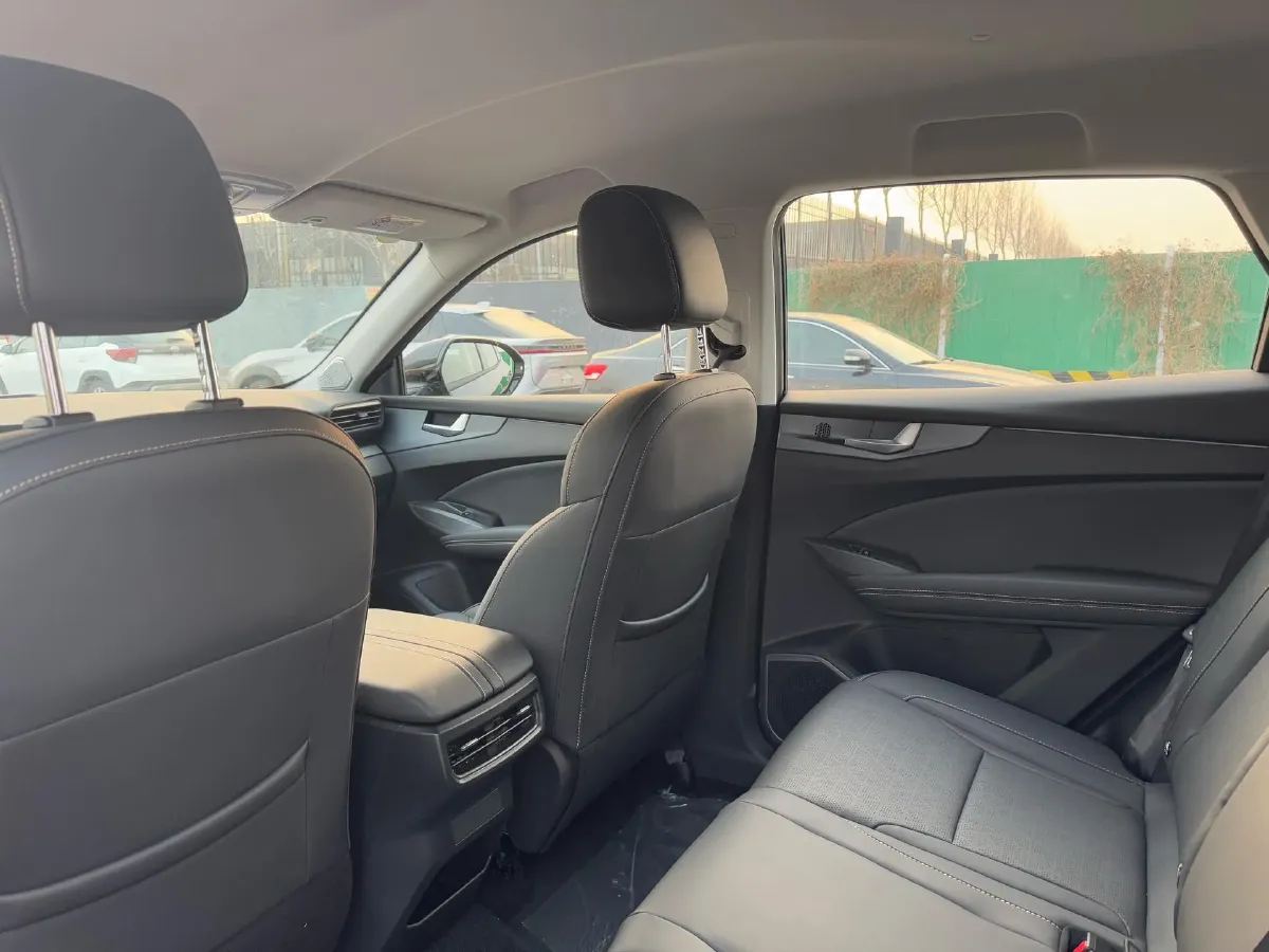 2026 KaiYi KunLun 1.5T 156HP L4 1DHT PHEV,autocango,china used car exporter,china ev exporter,chinese used car exporter,chinese used ev exporter