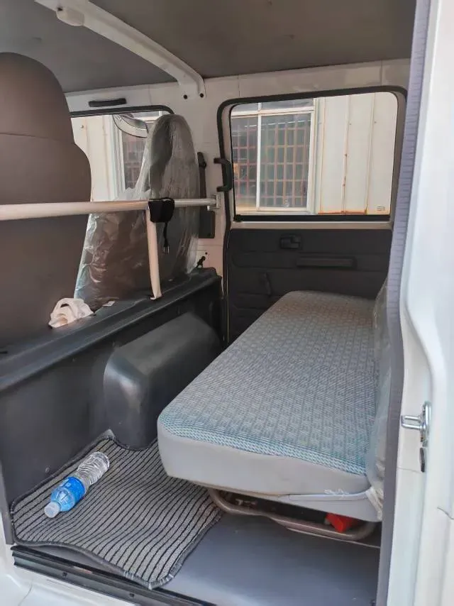 2011 Suzuki Jimny 1.3L 85HP L4 5MT,autocango,china used car exporter,china ev exporter,chinese used car exporter,chinese used ev exporter