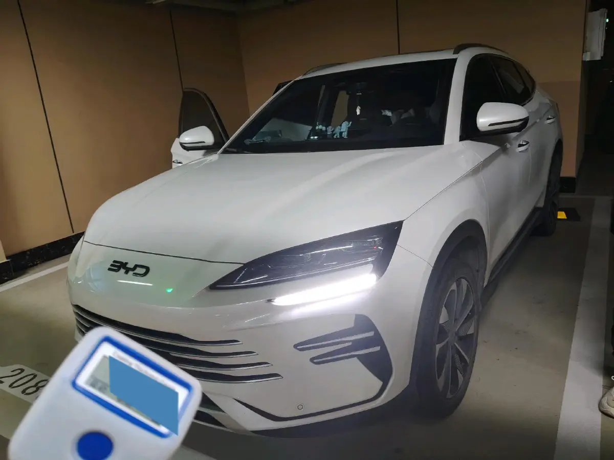 2025 BYD Song Plus 1.5L 101HP L4 E-CVT PHEV 26.6KWH