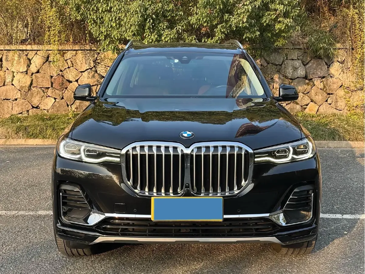 2022 BMW X7 3.0T 340HP L6 8AT,autocango,china used car exporter,china ev exporter,chinese used car exporter,chinese used ev exporter