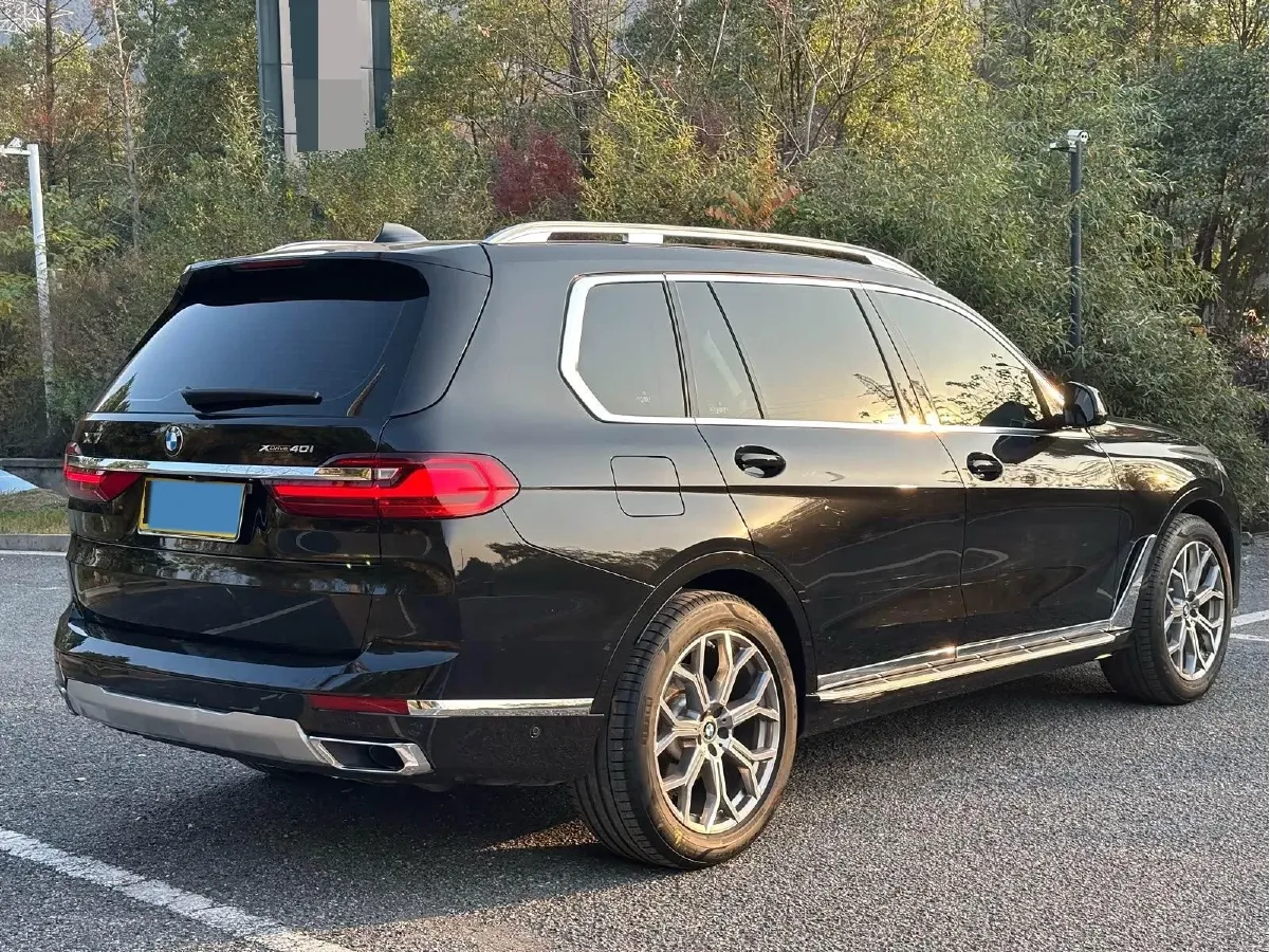 2022 BMW X7 3.0T 340HP L6 8AT,autocango,china used car exporter,china ev exporter,chinese used car exporter,chinese used ev exporter