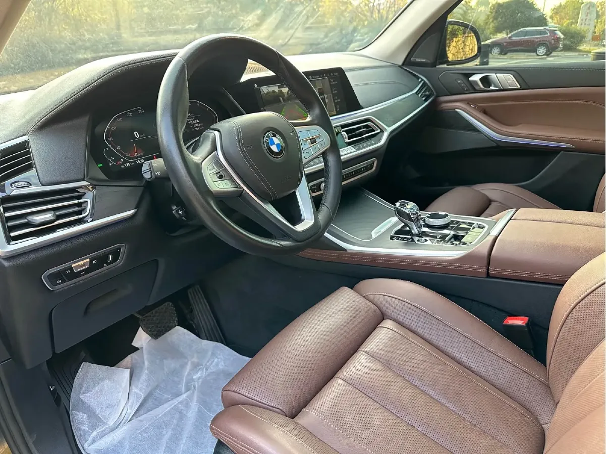 2022 BMW X7 3.0T 340HP L6 8AT,autocango,china used car exporter,china ev exporter,chinese used car exporter,chinese used ev exporter