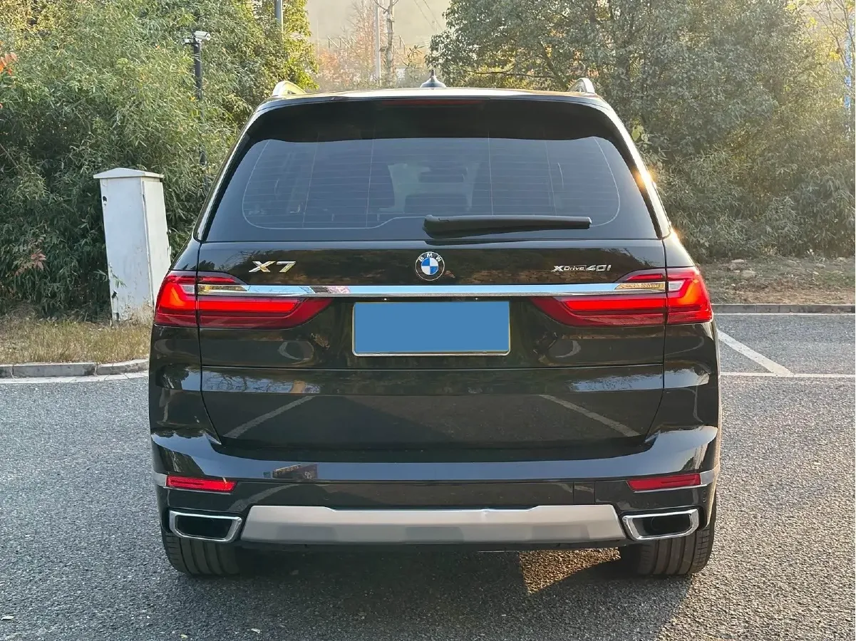 2022 BMW X7 3.0T 340HP L6 8AT,autocango,china used car exporter,china ev exporter,chinese used car exporter,chinese used ev exporter