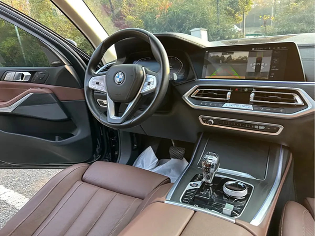 2022 BMW X7 3.0T 340HP L6 8AT,autocango,china used car exporter,china ev exporter,chinese used car exporter,chinese used ev exporter