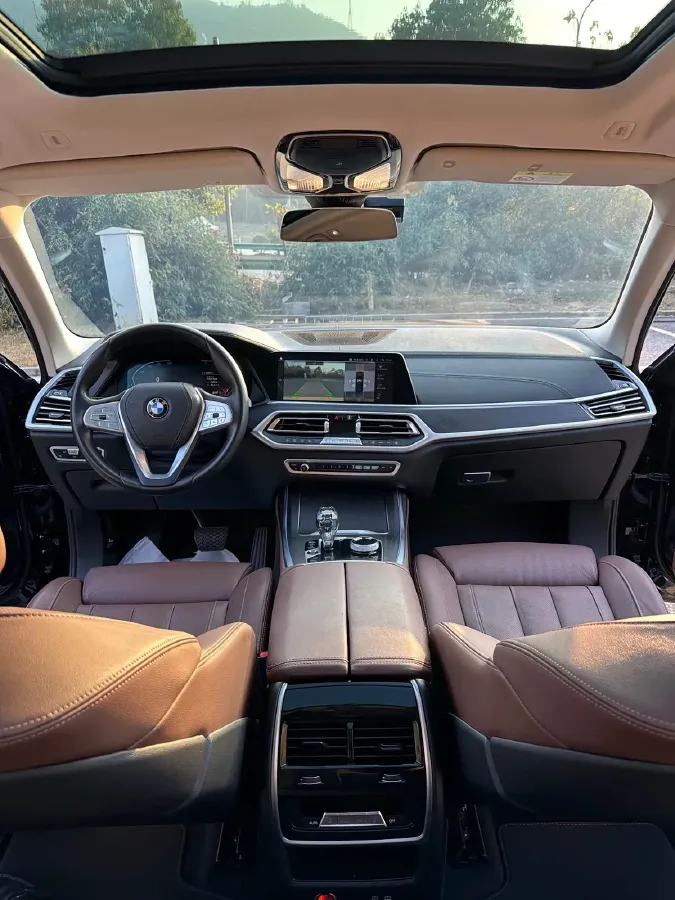 2022 BMW X7 3.0T 340HP L6 8AT,autocango,china used car exporter,china ev exporter,chinese used car exporter,chinese used ev exporter