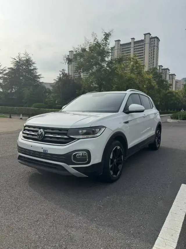 2023 Volkswagen Tacqua 1.2T 116HP L4 7DCT