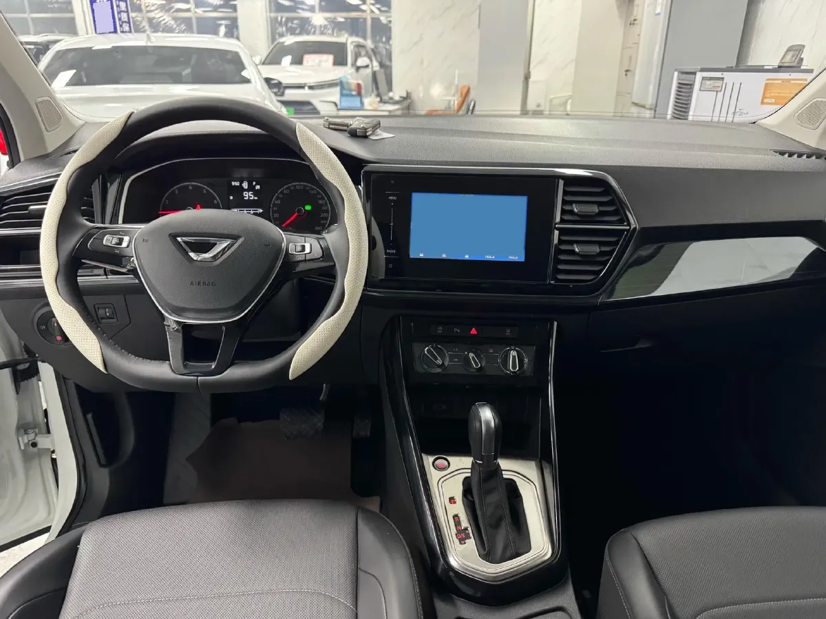 2022 Jetta VS5 1.4T 150HP L4 6AT,autocango,china used car exporter,china ev exporter,chinese used car exporter,chinese used ev exporter