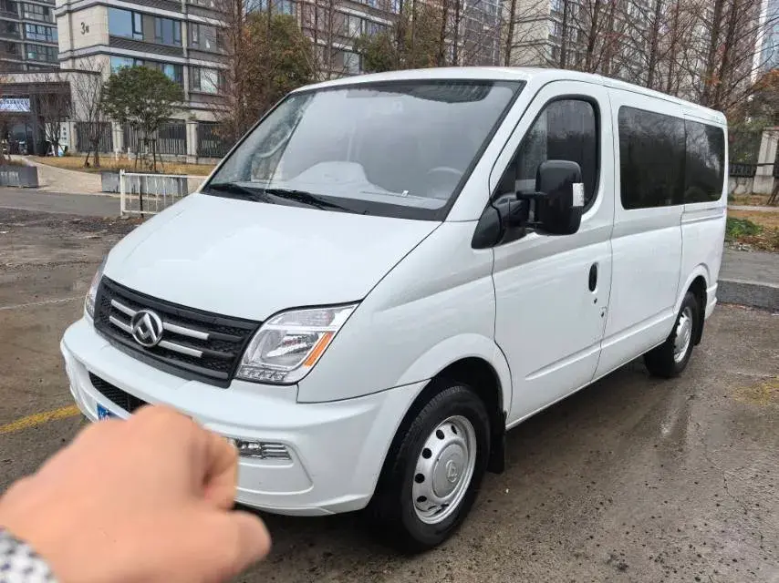 2021 MAXUS XinTu V80 2.0T 139HP L4 6MT