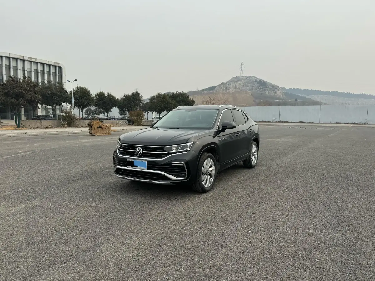 2020 Volkswagen Tayron X 2.0T 186HP L4 7DCT