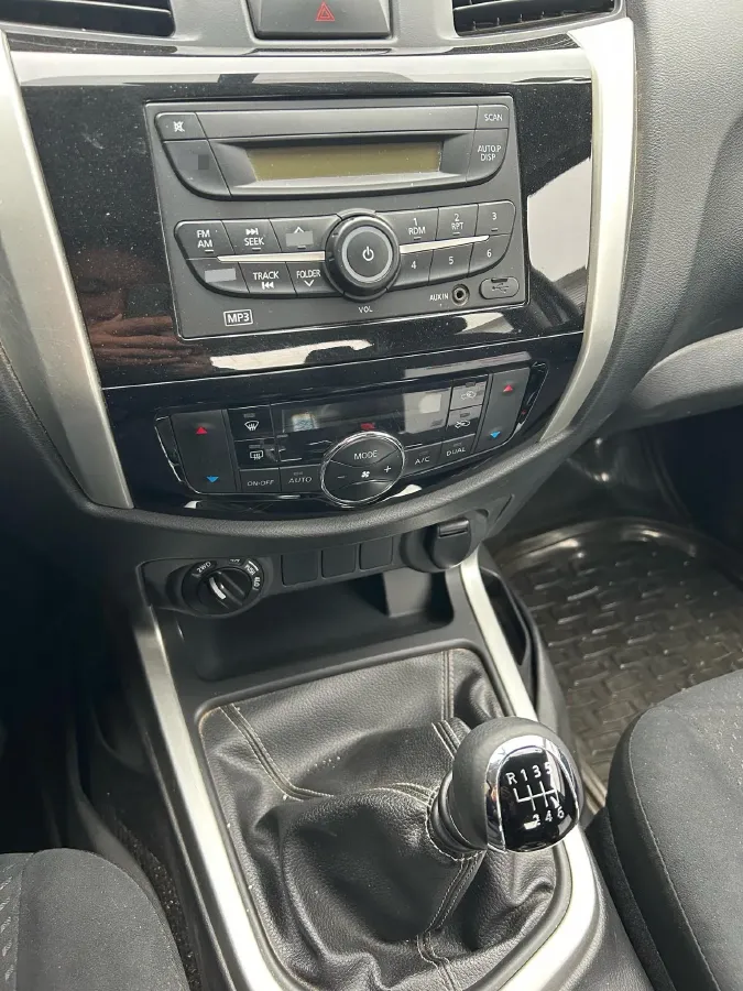 2019 Nissan Navara 2.5L 193HP L4 6MT,autocango,china used car exporter,china ev exporter,chinese used car exporter,chinese used ev exporter