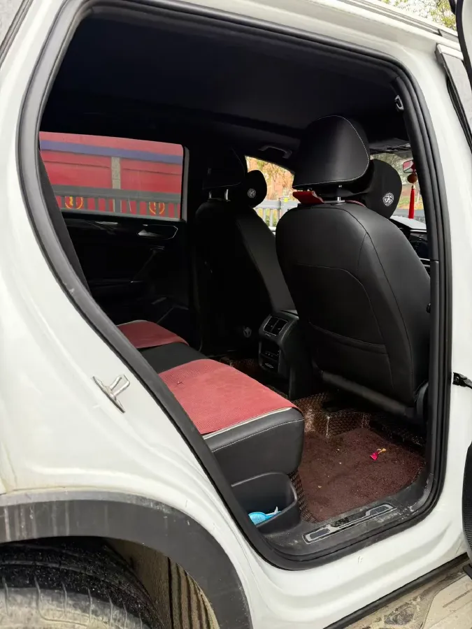 2022 Volkswagen Tayron 2.0T 220HP L4 7DCT,autocango,china used car exporter,china ev exporter,chinese used car exporter,chinese used ev exporter