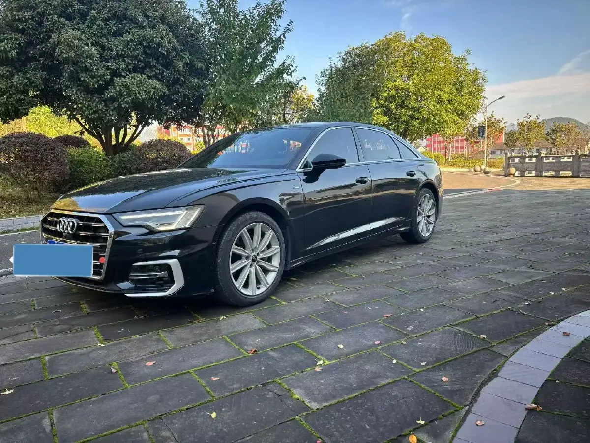 2023 Audi A6L 2.0T 245HP L4 7DCT