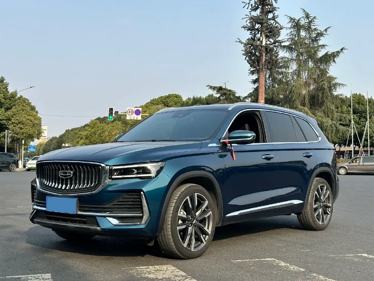 2024 Geely Monjaro 2.0T 238HP L4 8AT