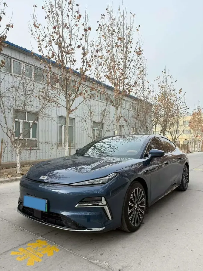 2025 Geely Galaxy Starshine 8 1.5T 163HP L4 3DHT PHEV 18.4KWH,autocango,china used car exporter,china ev exporter,chinese used car exporter,chinese used ev exporter