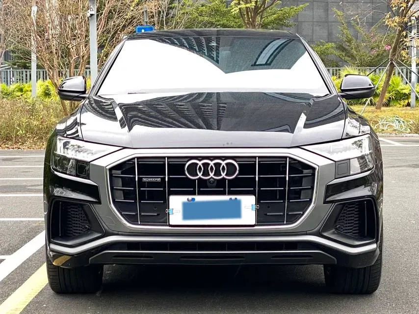 2021 Audi Q8 3.0T 340HP V6 8AT,autocango,china used car exporter,china ev exporter,chinese used car exporter,chinese used ev exporter