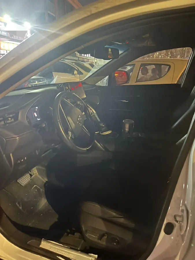 2023 Toyota Harrier 2.5L 178HP L4 E-CVT Hybrid,autocango,china used car exporter,china ev exporter,chinese used car exporter,chinese used ev exporter